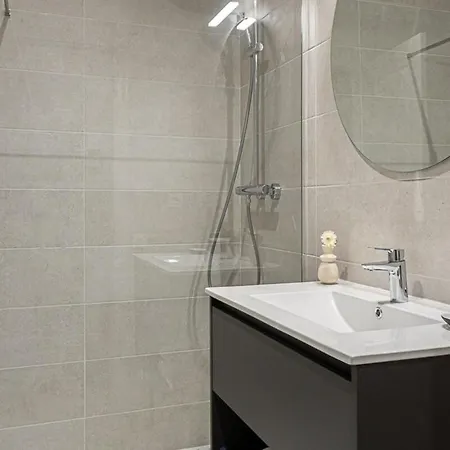 Canela Homes Midterm Merce Apartment *