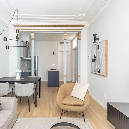Canela Homes Midterm Merce Apartment